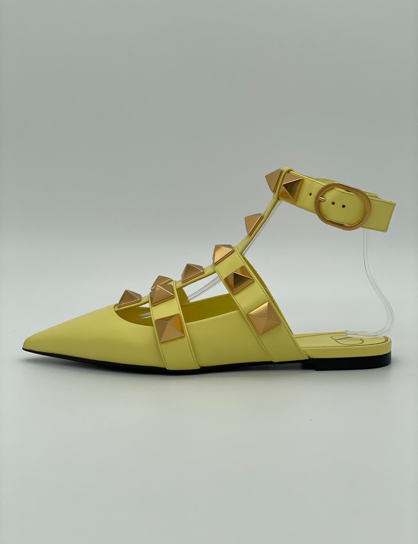 Valentino Roman Stud Flache Sandale EU 38 Gelb - Image 1